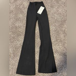 Lululemon in the groove flare pant super hi rise